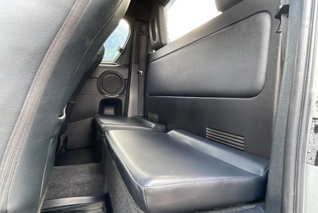 TOYOTA HILUX 2.8 204 BVA INVINCIBLE X-TRA CAB