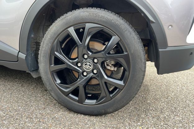 TOYOTA C-HR 1.8 HYBRID 122 JBL EDITION
