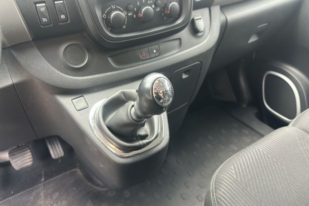 RENAULT TRAFIC 1.6 DCI 120 CONFORT +