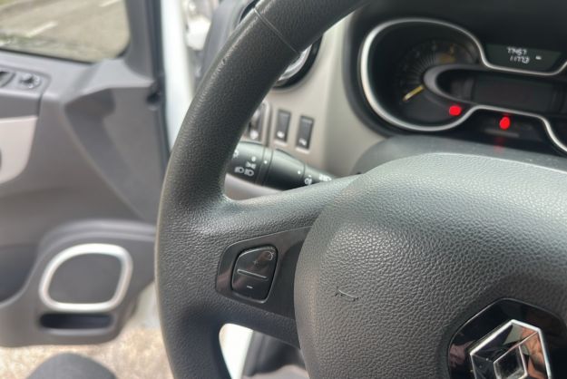 RENAULT TRAFIC 1.6 DCI 120 CONFORT +