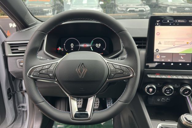 RENAULT CLIO V TCE 90 ESPRIT ALPINE