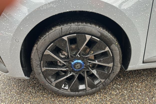 RENAULT CLIO V TCE 90 ESPRIT ALPINE