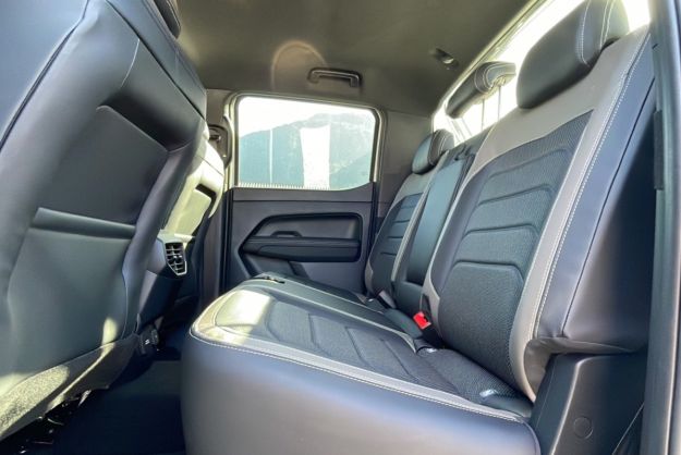 VOLKSWAGEN AMAROK V6 240 BVA10 AVENTURA 4PL