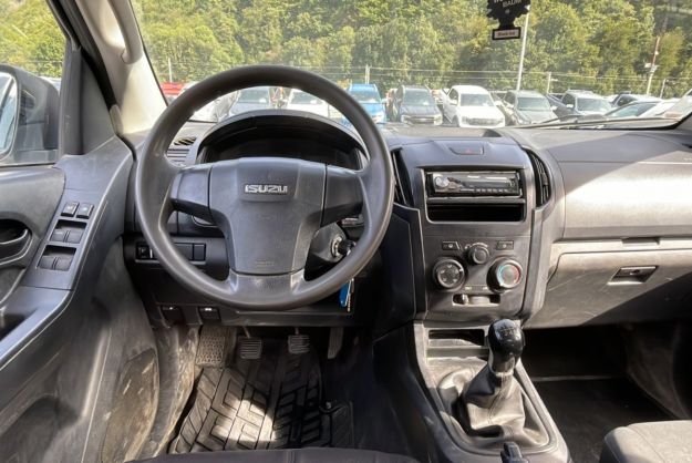 ISUZU D-MAX 2.5 TD 163 SATELLITE CREW CAB