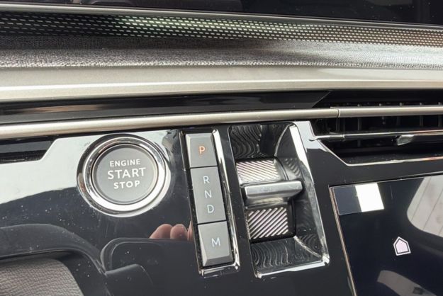 PEUGEOT 3008 HYBRID 145 E-DCS6 GT ALCANTARA