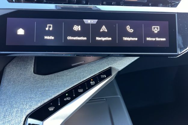 PEUGEOT 3008 HYBRID 145 E-DCS6 GT ALCANTARA