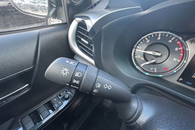 TOYOTA HILUX 2.8 D4-D 204 BVA LEGENDE 4PL