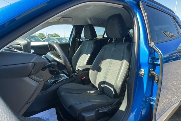 PEUGEOT 2008 1.2 100 ALLURE CAMERA