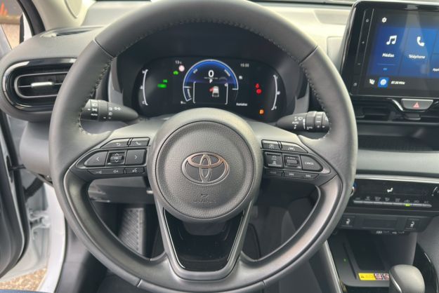 TOYOTA YARIS 1.5 HYBRID 116 BVA DESIGN PLUS