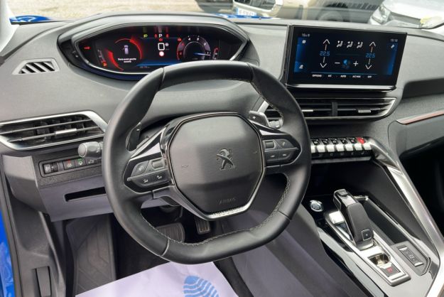 PEUGEOT 3008 1.5 BLUEHDI 130 EAT8 ALLURE PACK