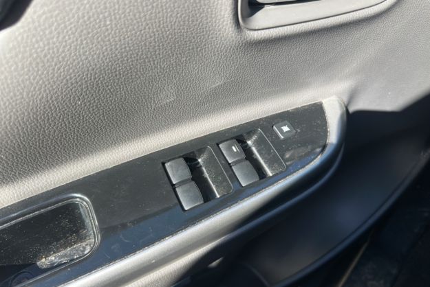 MITSUBISHI L200 2.4 DI-D 181 INTENSE COVER ALU
