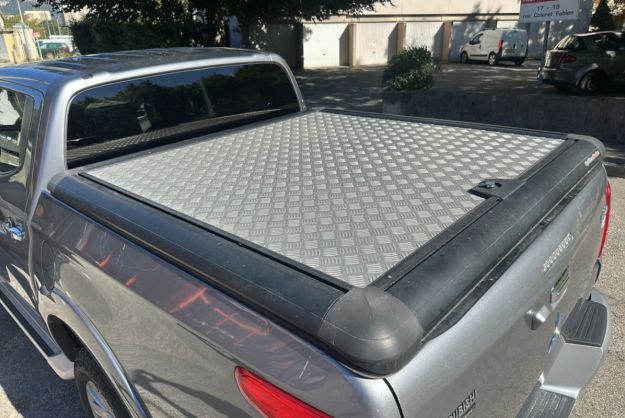 MITSUBISHI L200 2.4 DI-D 181 INTENSE COVER ALU