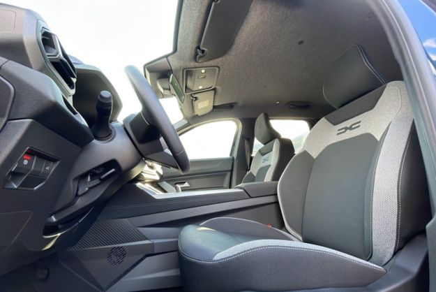 DACIA BIGSTER HYBRID 155 JOURNEY CITY