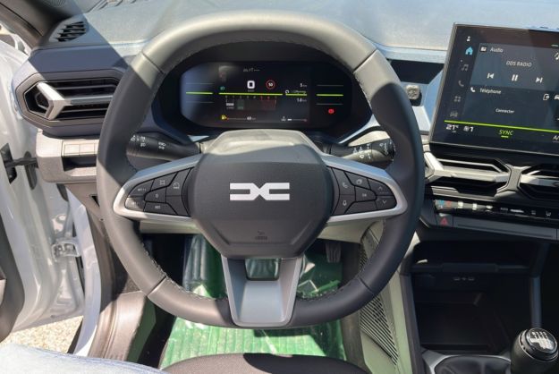 DACIA BIGSTER MILD HYBRID-G 140 EXPRESSION +