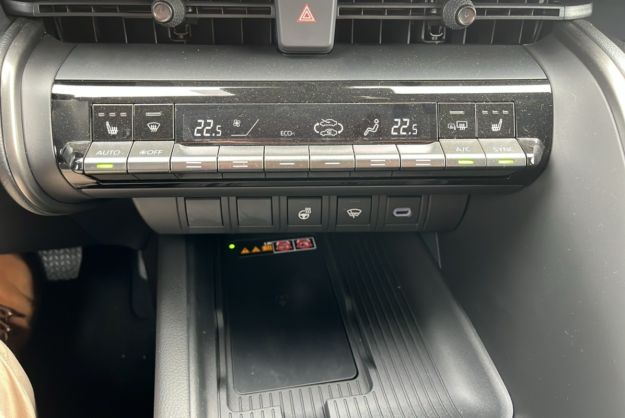 TOYOTA C-HR 1.8 HYBRID 140 DESIGN PK HIVER