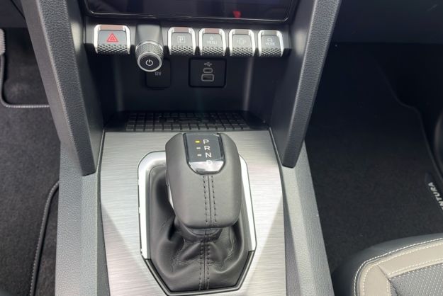 VOLKSWAGEN AMAROK V6 240 BVA10 AVENTURA 4PL