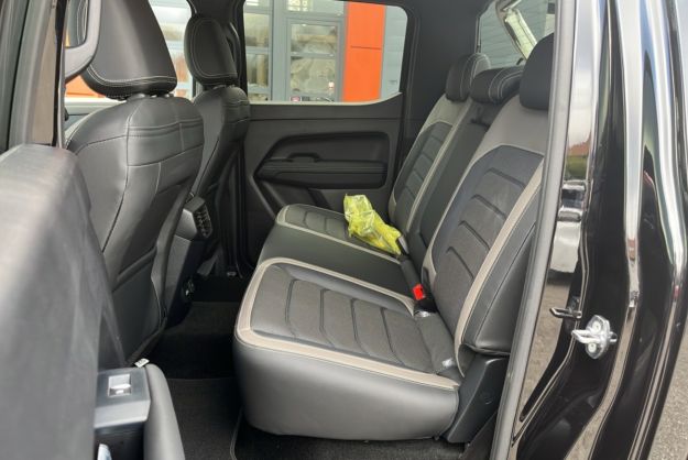 VOLKSWAGEN AMAROK V6 240 BVA10 AVENTURA 4PL