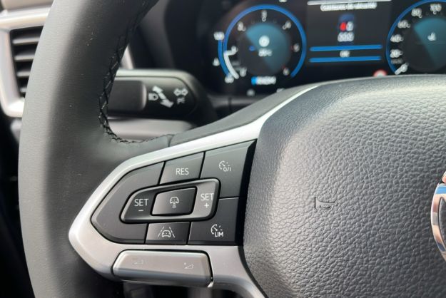 VOLKSWAGEN AMAROK V6 240 BVA10 AVENTURA 4PL