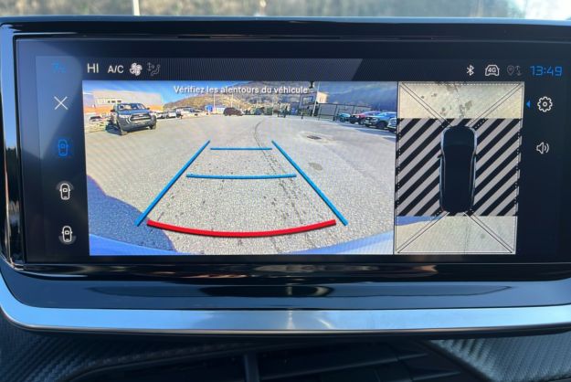 PEUGEOT 2008 HYBRID 145 E-DSC6 GT VISION