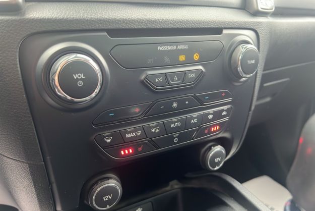 FORD RANGER 2.0 170 BVM6 LIMITED DOUBLE CABINE