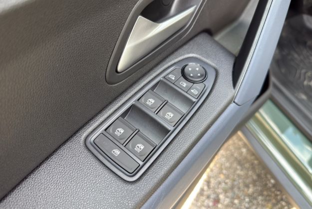 DACIA DUSTER HEV 140 JOURNEY