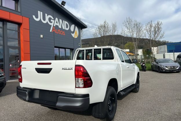 TOYOTA HILUX 2.8 204 X-TRA CAB LE CAP MY25