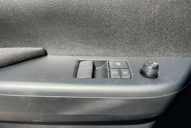 TOYOTA HILUX 2.8 204 X-TRA CAB LE CAP MY25