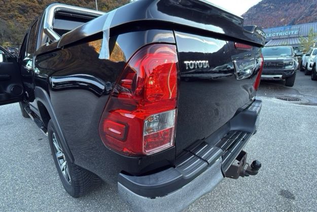 TOYOTA HILUX 2.4 150 BVA DOUBLE CAB LOUNGE