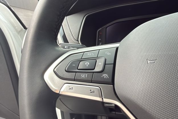 VOLKSWAGEN T-CROSS TSI 116 DSG7 R-LINE