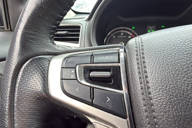 MITSUBISHI L200 2.4 DI-D 181 INTENSE HARD TOP