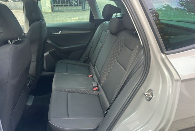 SKODA KAROQ 1.5 TSI 150 DSG7 AMBITION TPANO