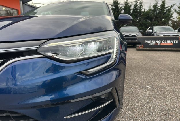 RENAULT MEGANE ESTATE 1.3 TCE 140 BVA INTENS