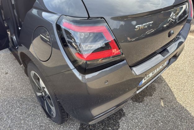 SUZUKI SWIFT 1.2 HYBRID 83 ALLGRIP PRIVILEGE