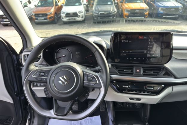 SUZUKI SWIFT 1.2 HYBRID 83 ALLGRIP PRIVILEGE