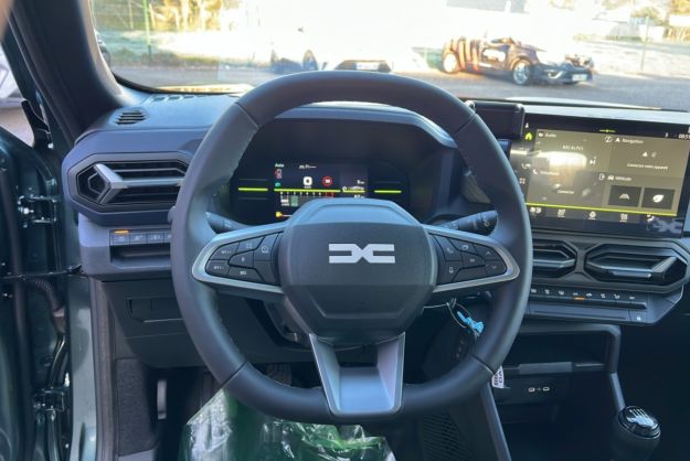 DACIA DUSTER ECO-G 100 4X2 EXPRESSION