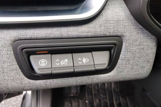 RENAULT CLIO V TCE 90 EVOLUTION