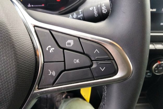 RENAULT CLIO V TCE 90 EVOLUTION