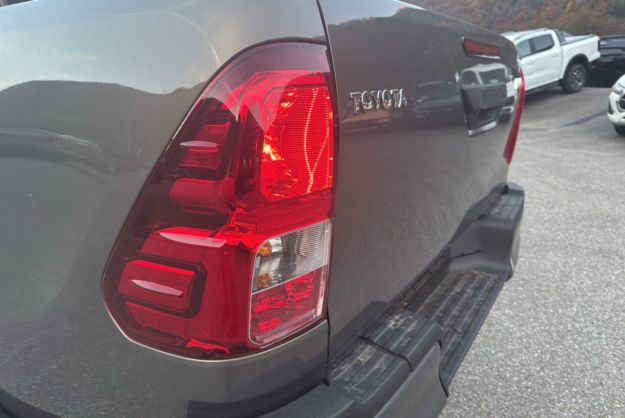 TOYOTA HILUX 2.8 204 LECAP MY25 4PL