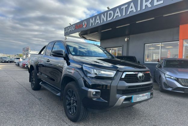 TOYOTA HILUX X-TRA D-4D 204 BVA INVINCIBLE