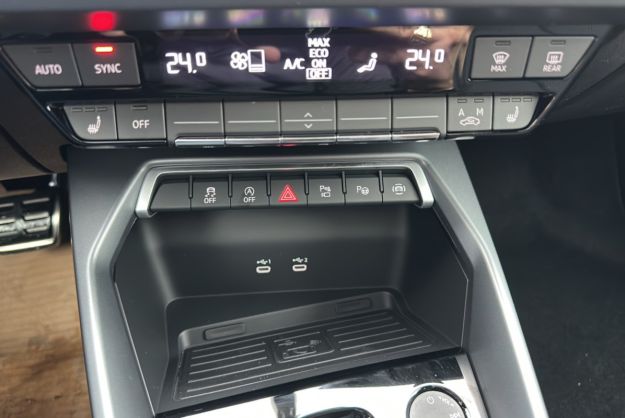 AUDI A3 TFSI 150 HYBRID S-LINE T.O S-TRONIC