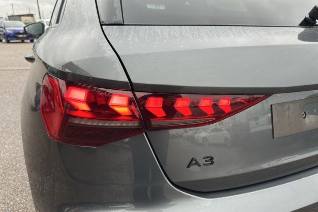 AUDI A3 TFSI 150 HYBRID S-LINE T.O S-TRONIC