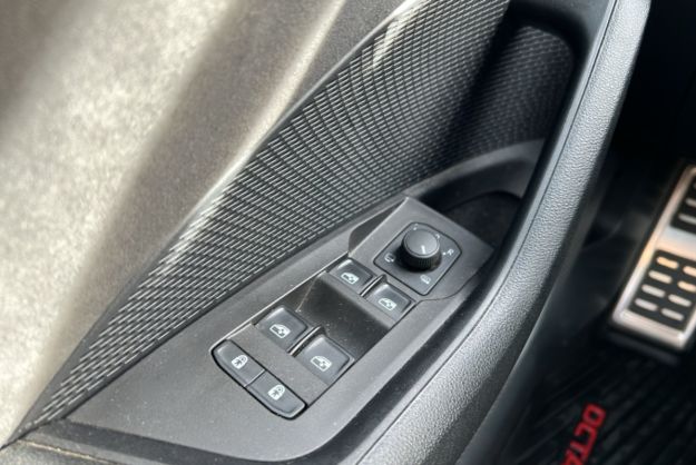 SKODA OCTAVIA RS COMBI IV 2.0 TDI 200 DSG7