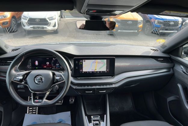 SKODA OCTAVIA RS COMBI IV 2.0 TDI 200 DSG7