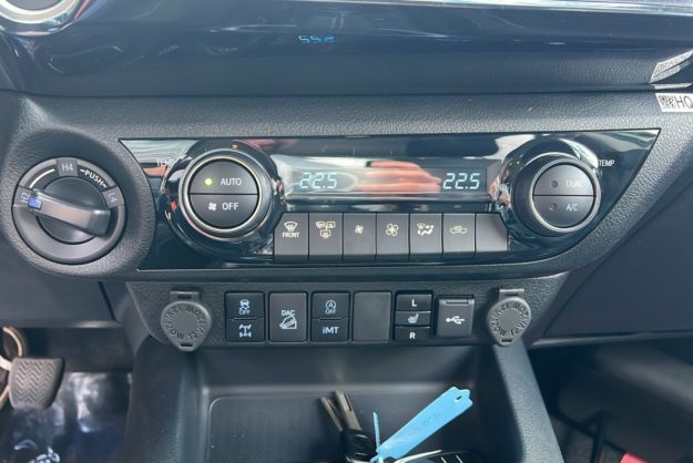 TOYOTA HILUX 2.8 D4-D 204 LEGENDE 4PL BVM6