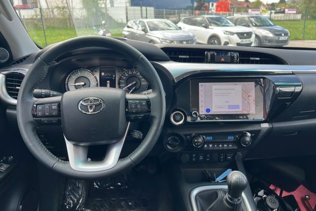 TOYOTA HILUX 2.8 D4-D 204 LEGENDE 4PL BVM6