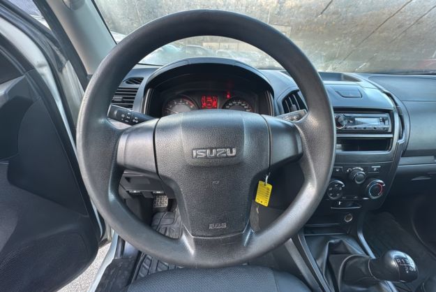 ISUZU D-MAX 1.9 TD 164 CREW CAB SATELLITE