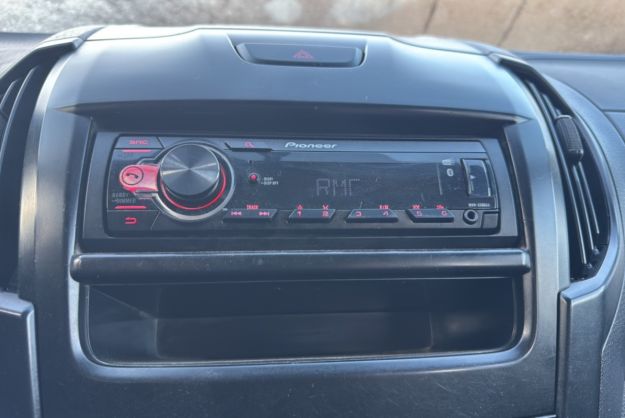 ISUZU D-MAX 1.9 TD 164 CREW CAB SATELLITE