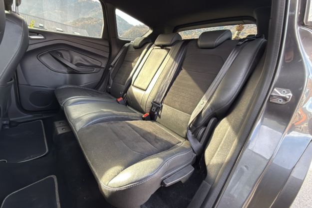 FORD KUGA TDCI 180 ST-LINE 4X4 BVA T.O AWD