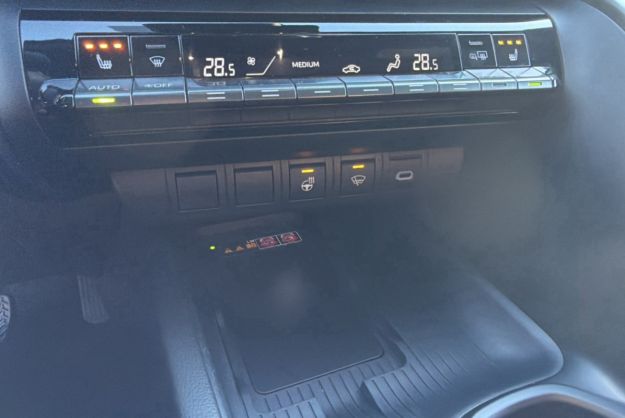 TOYOTA C-HR 1.8 HYBRID 140 DESIGN PK HIVER