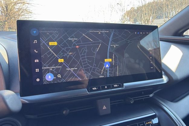 TOYOTA C-HR 1.8 HYBRID 140 DESIGN PK HIVER